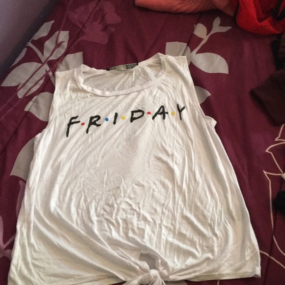 Top and it had a knot on the bottom - Picture 1 of 2